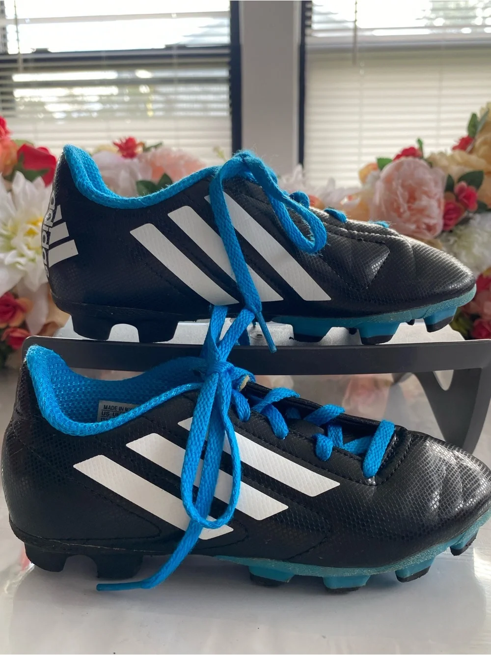adidas Conquisto FG Jr B25593 Black White Blue Youth Soccer Cleats 13.5K